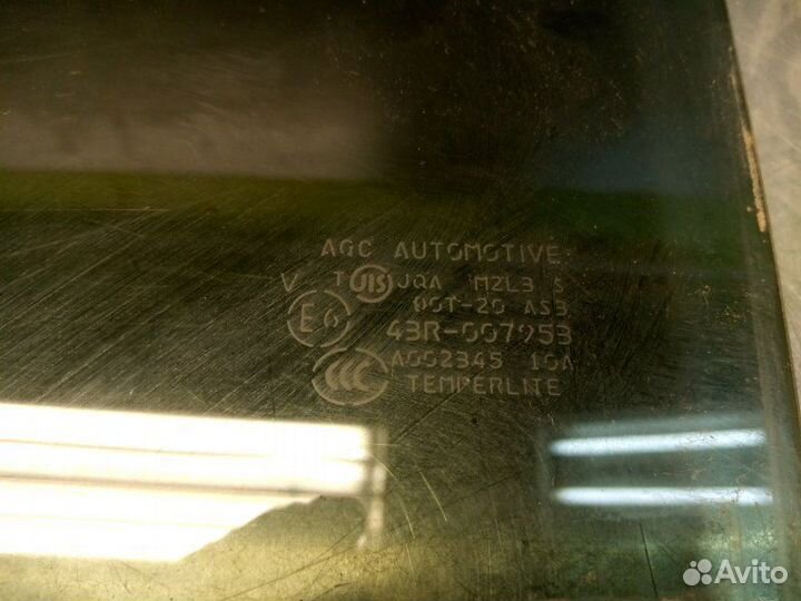 Стекло двери Mitsubishi Outlander Xl CW4W 4B11