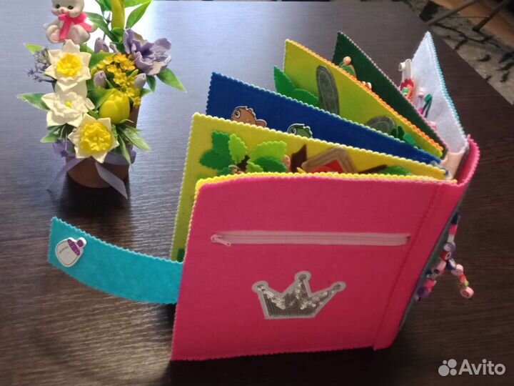 Развивающая книжка из фетра