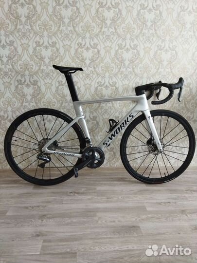 Топовый карбоной шоссейный велосипед S-Works Venge