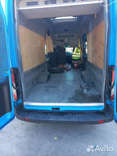 Ford Transit микроавтобус, 2016