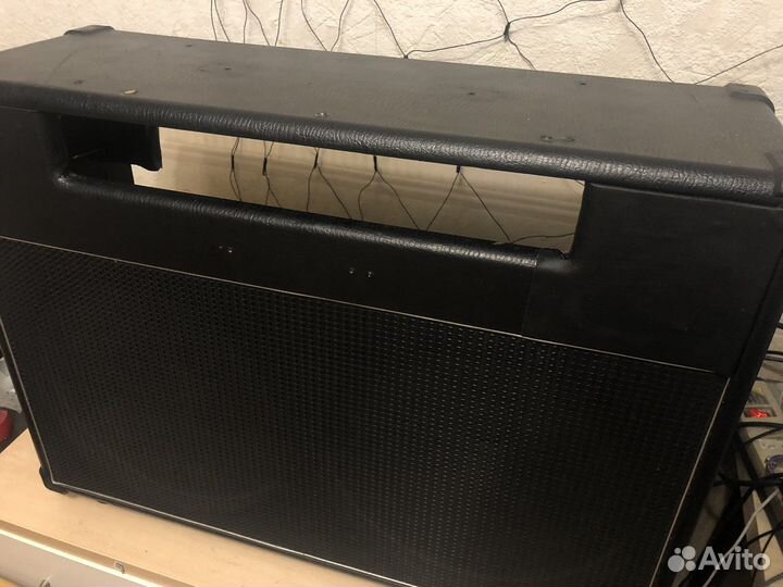 Гитарный кабинет 212 корпус комбика