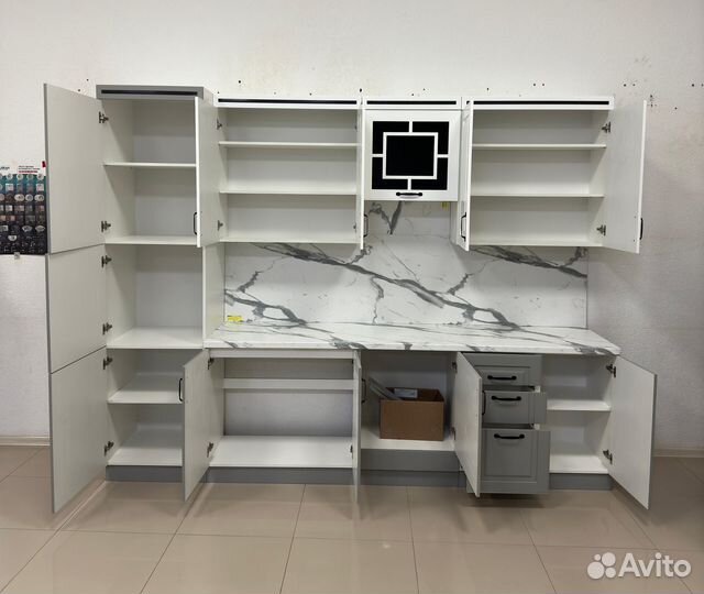 Кухонная гарнитура 