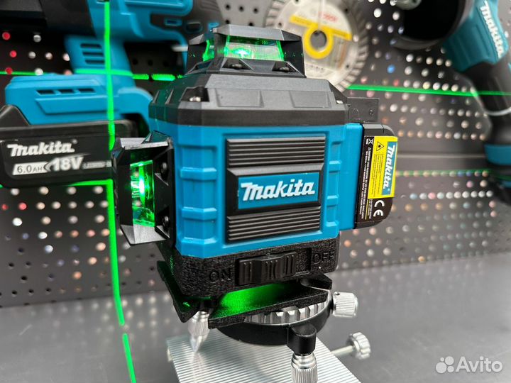 Лазерный уровень makita со штативом