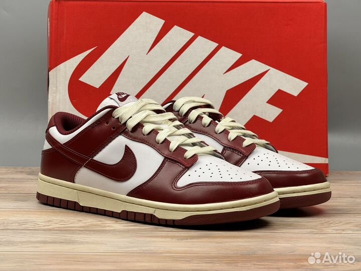 Кроссовки Nike Dunk Low Premium Vintage Red