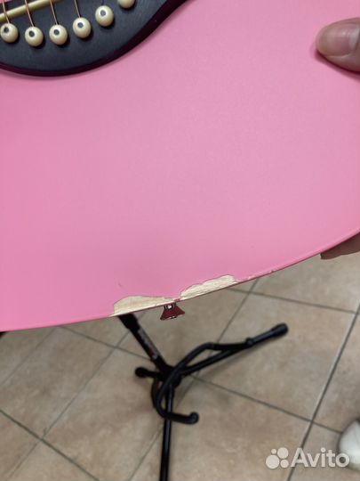 Акустическая гитара