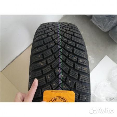 Continental IceContact 3 235/55 R20 105T