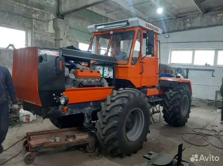 Трактор ХТЗ Т-150, 2000