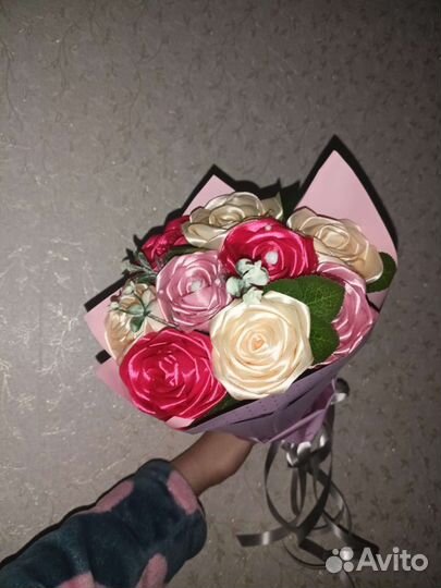 Букет роз из лент