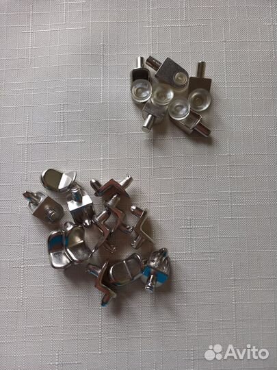 Мебельная фурнитура Полкодержатели Уголки