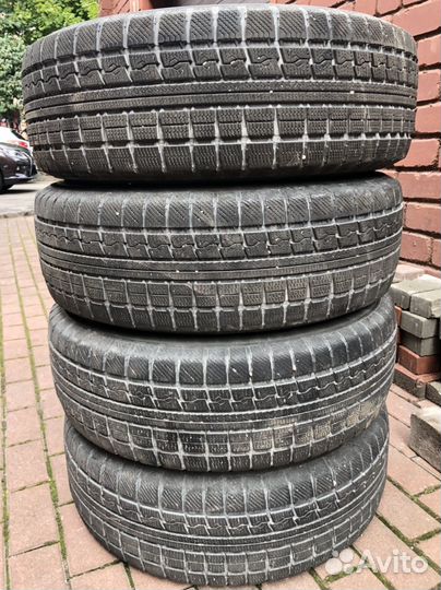 Nitto NT90W 225/65 R17