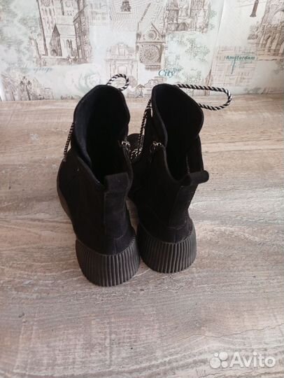 Ботинки женские демисезонные