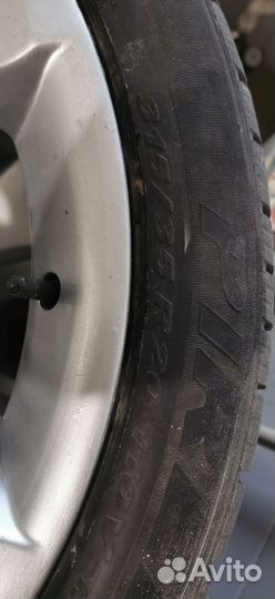 Pirelli P Zero Corsa 275/40 R20 и 315/35 R20