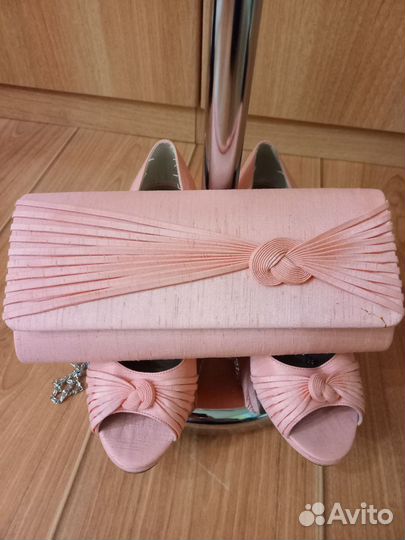 Клатч и туфли