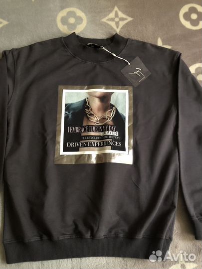 Новая стильная кофта Soga