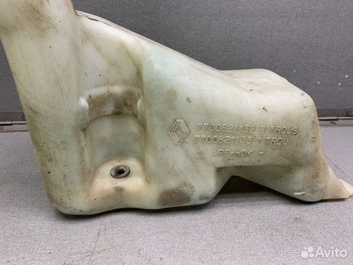 Бачок Renault Laguna 1 хетчбэк 2.0 F3R 1995