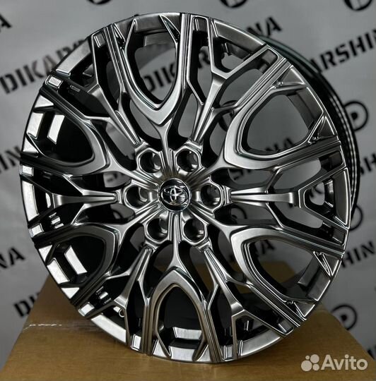 Кованые диски на Тойота Ланд Крузер 300 toyota R24