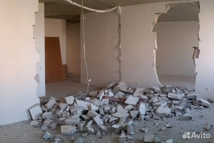 Демонтаж снос перегородок стен