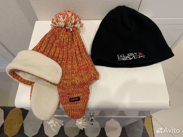 Шапки спортивные новые