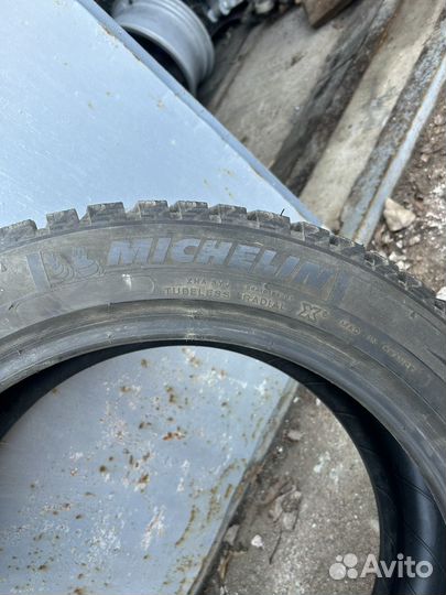 Michelin X-Ice North 2 215/50 R17 95T