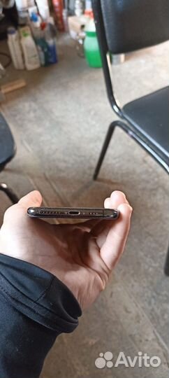 iPhone Xs, 64 ГБ