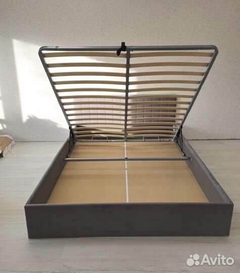 Кровать 140 200