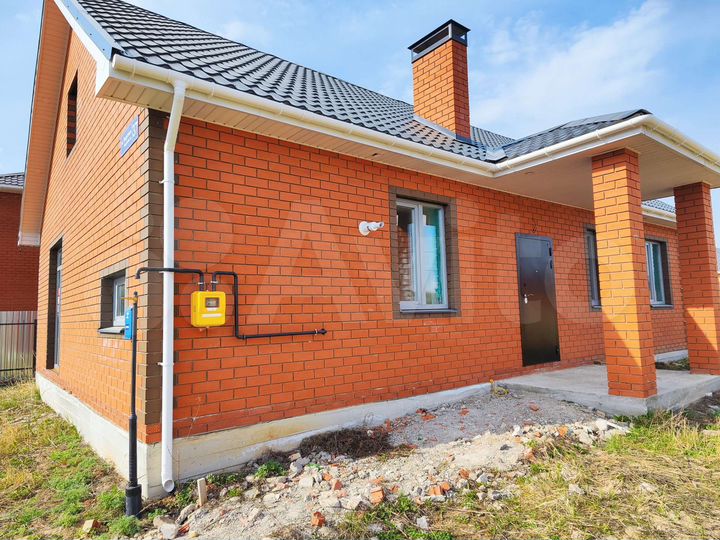 Коттедж 160 м² на участке 7 сот.