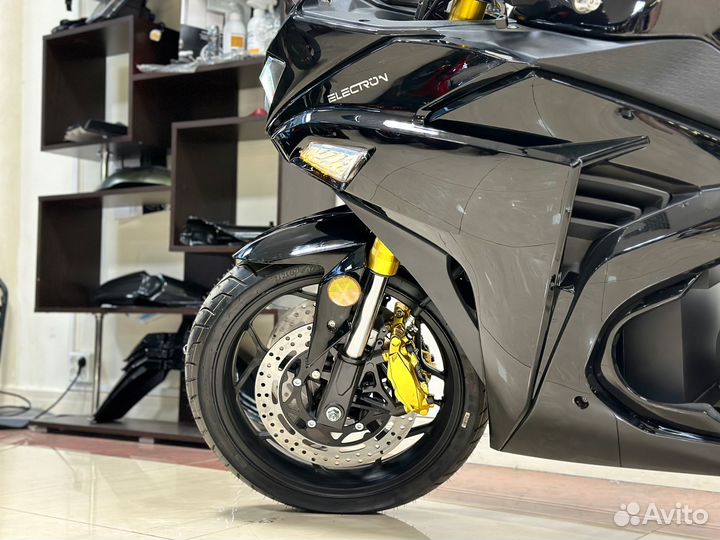 Электромотоцикл Yamaha R3