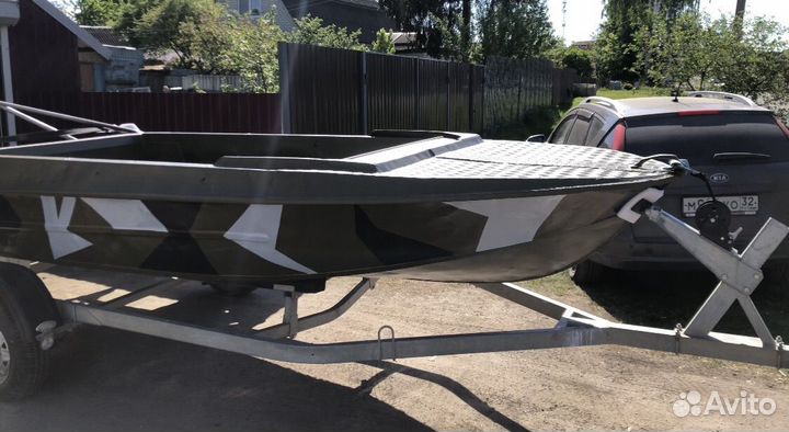 Катер Крым с мотором Ямаха 40