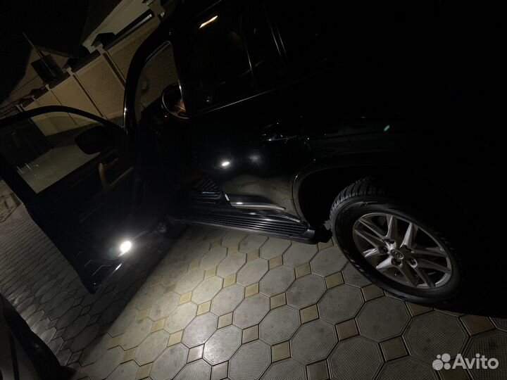 Подсветка в двери Toyota, Lexus