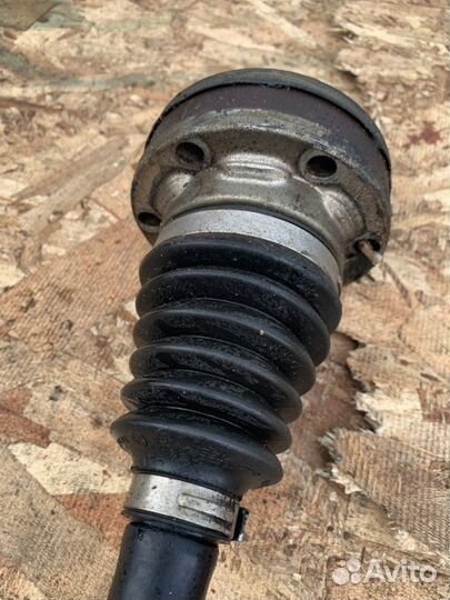 Привод передний левый Audi A3 8P(5хб) 2.0 CCZ