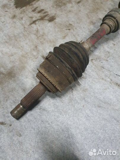 Привод, полуось передний левый Mitsubishi