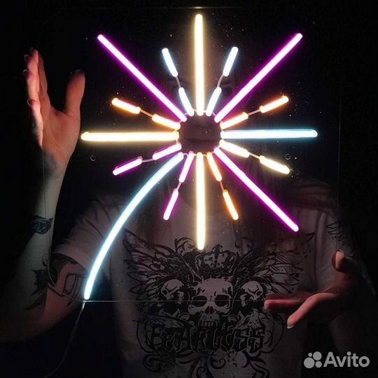 Неоновая вывеска