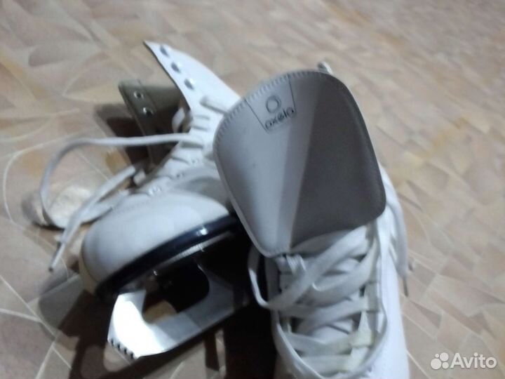 Коньки фигурные женские 39/40 размер