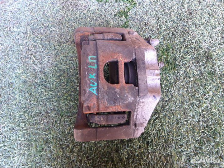 Суппорт тормозной передний левый Audi A6 C6 3.2