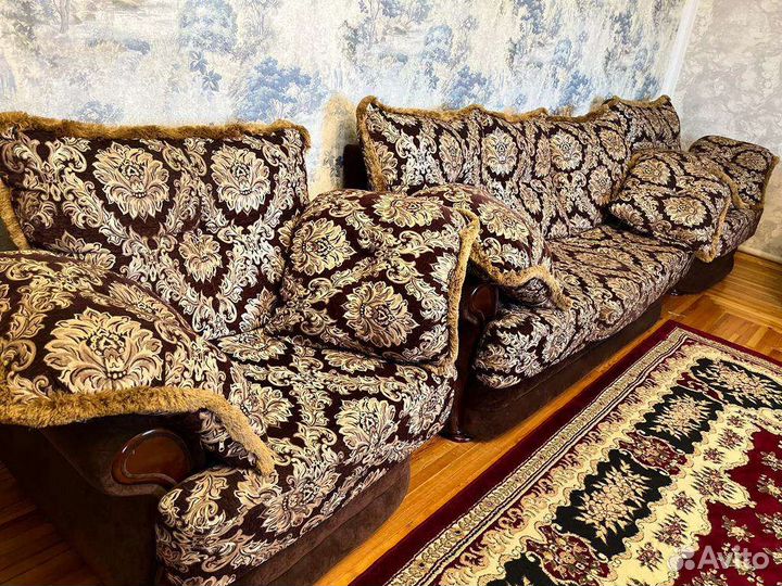 Диван и кресла