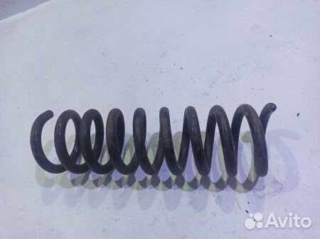 Пружина задняя Мерседес