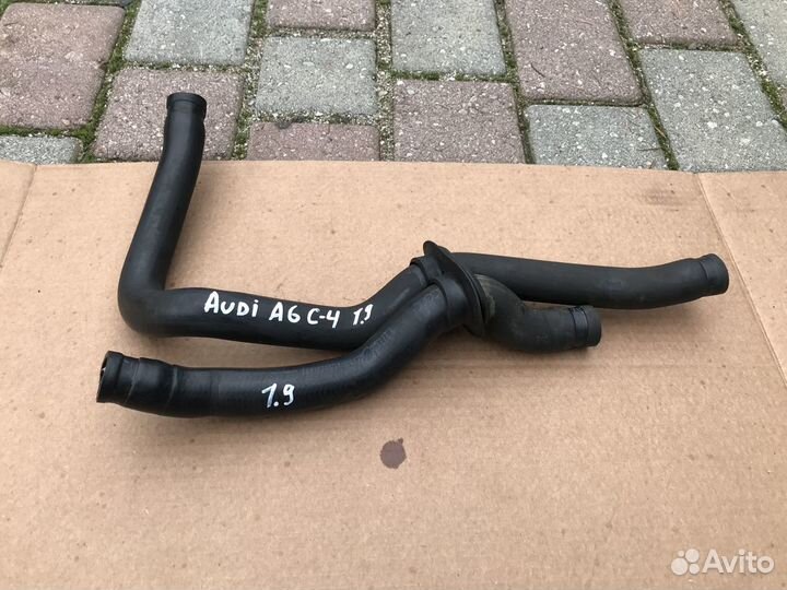 Патрубок печки на Audi A6 C4 1.9 4A1819371J
