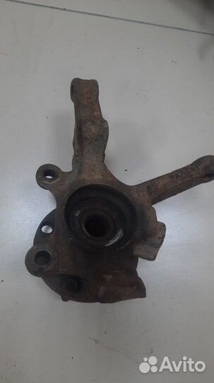 Кулак поворотный правый Nissan Almera