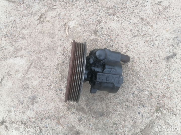 Насос гидроусилителя Опель Синтра