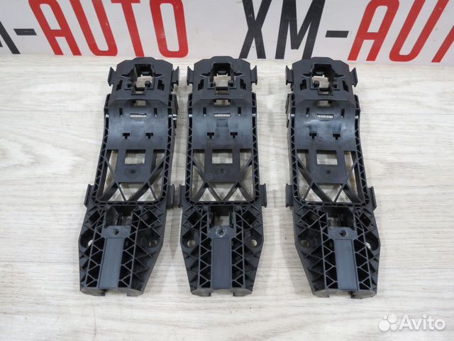 Кронштейн ручки Volkswagen Polo