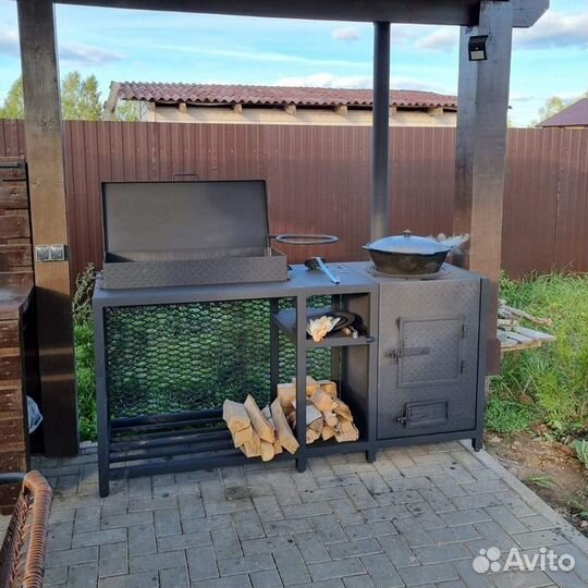 Мангал с коптильней
