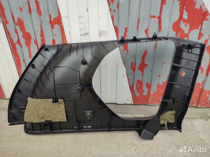 Обшивка багажника правая Nissan X-Trail