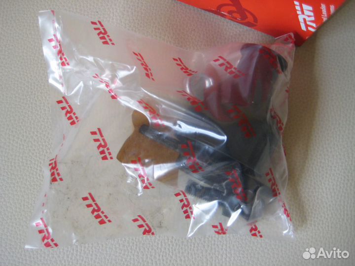 TRW JBJ749 - Шаровая опора нижняя рычага, пер. ось