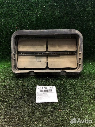 Клапан вентиляции багажного отделения задний