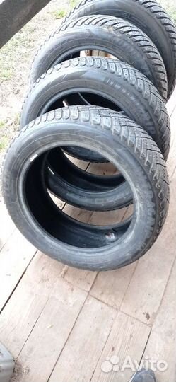 Goodyear Ultragrip Ice Arctic 215/55 R17 98T