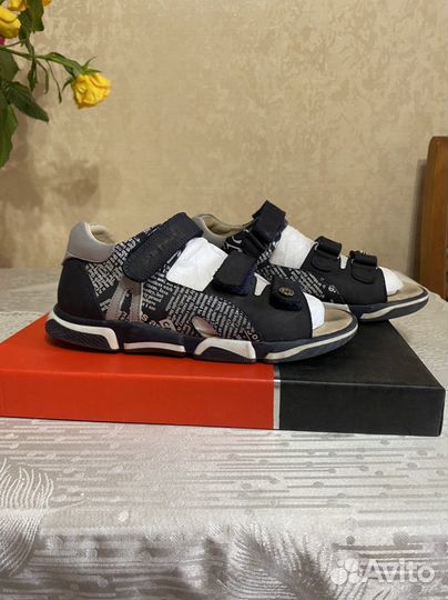 Ортопедические сандалии на мальчика р38, 37,36,34