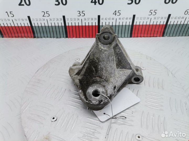 Кронштейн двигателя Renault Scenic рест. 2003