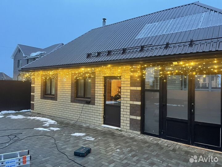 Постоянная, архитектурная подсветка зданий домов