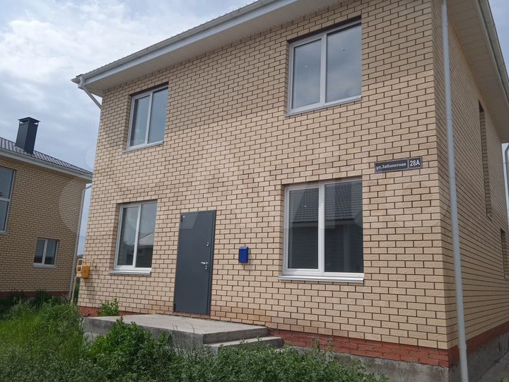 Дом 135 м² на участке 5 сот.