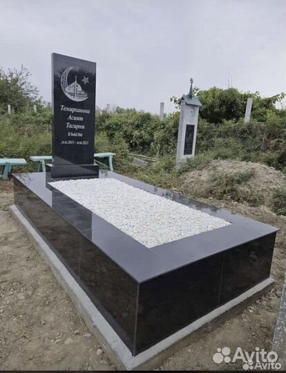 Памятники на могилу